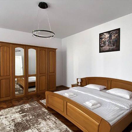 Ely'S Place Sibiu Buitenkant foto