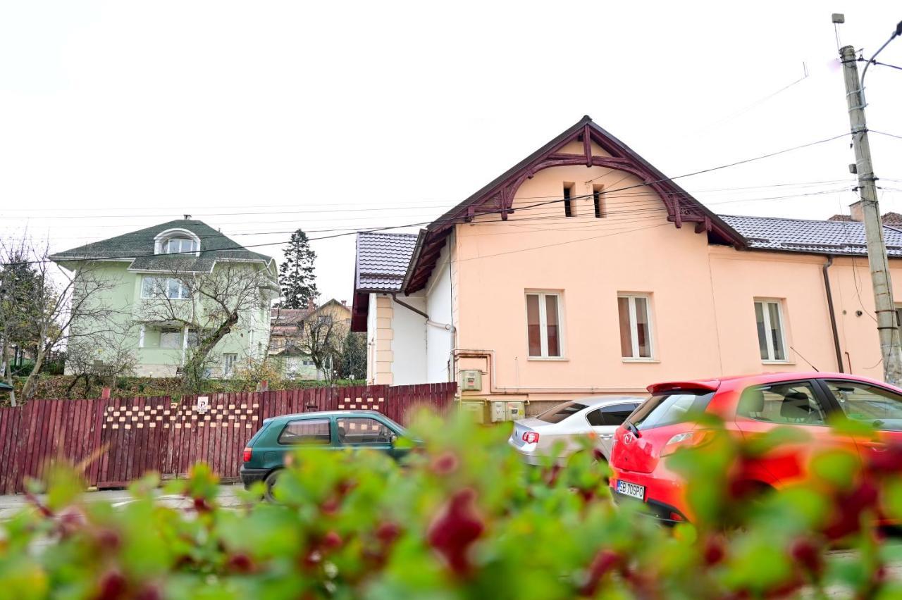 Ely'S Place Sibiu Buitenkant foto